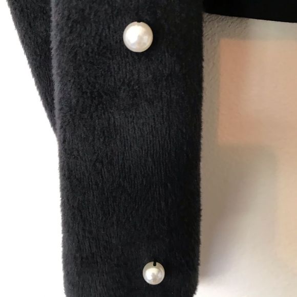 Urban Outfitters Audrey Cropped Pearl Sweater - Picture 8 of 10